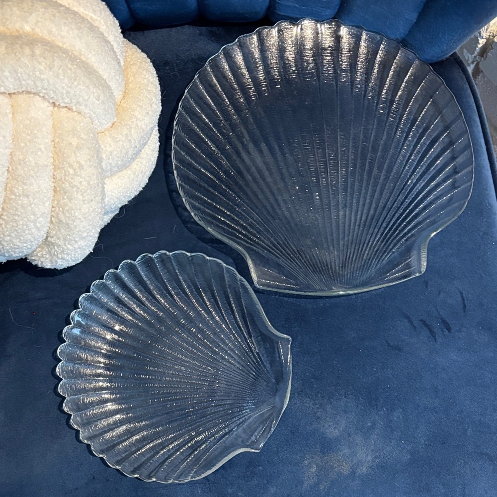 Glass Shell Serving/Deco Plates - Set of 2